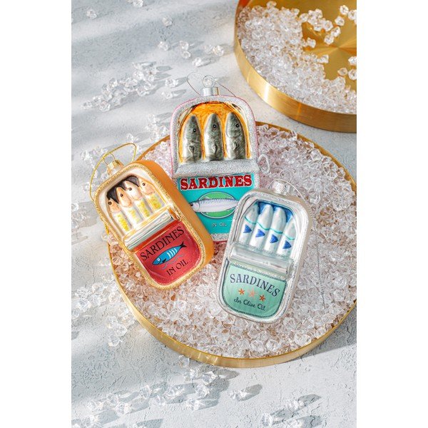 Iš stiklo eglutės papuošimas 7 cm Can of Sardines – Sass & Belle-image-2