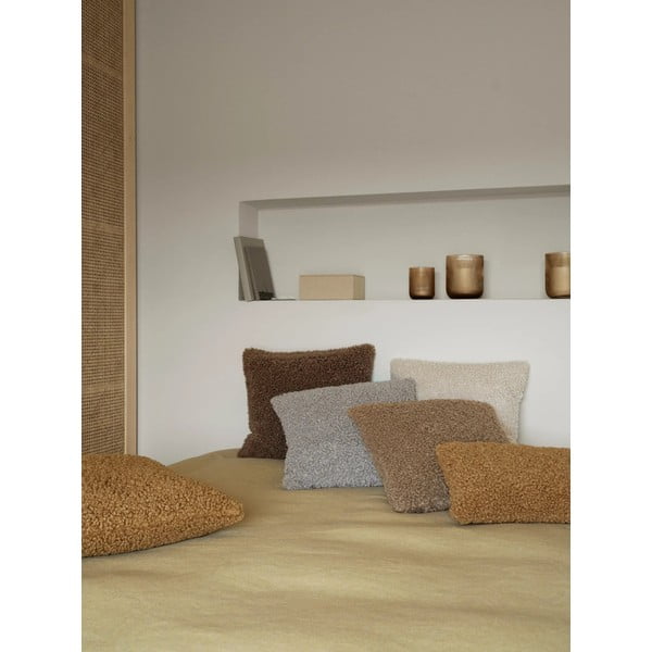 Iš boucle dekoratyvinis pagalvės užvalkalas 50x50 cm Teddy – Blomus-image-1