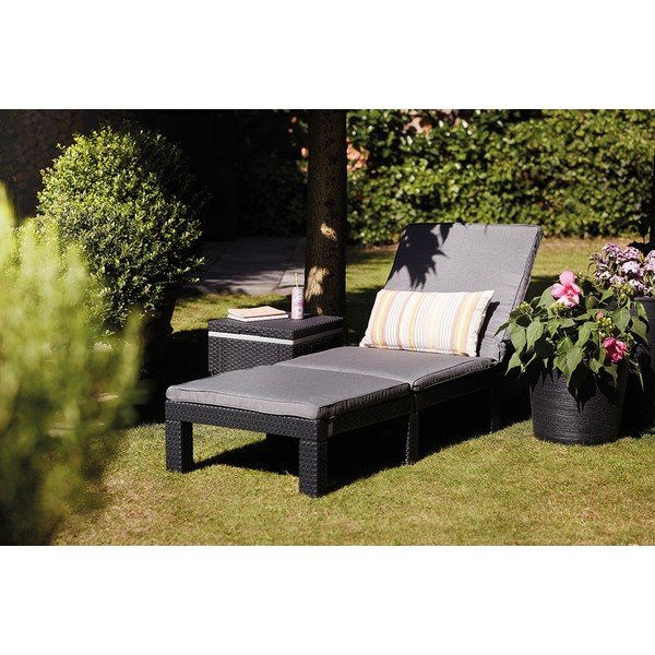 Tamsiai pilkos spalvos paminkštinto audinio/dirbtinis rotangas reguliuojamas sodo šezlongas Daytona – Keter-image-1