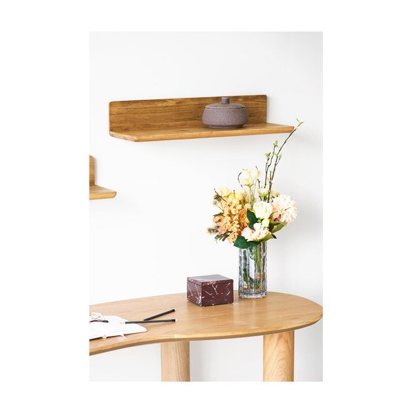 Šviesios natūralios spalvos iš ąžuolo masyvo sieninė lentyna 60 cm Salina – House Nordic-image-2