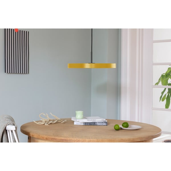 Kabantis šviestuvas ochros spalvos LED ø 43 cm su metaliniu gaubtu Asteria Medium – UMAGE-image-1