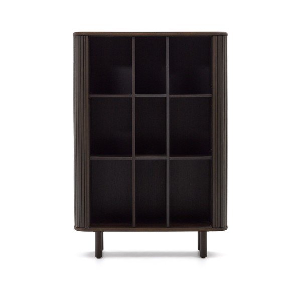 Tamsiai rudos spalvos spintelė iš uosio su stumdomomis durimis 110x160x40 cm Mailen – Kave Home-image-3