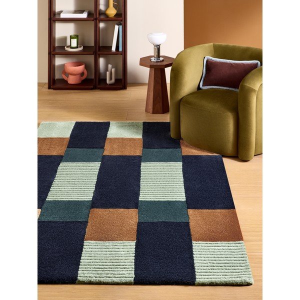 Rankų darbo tamsiai mėlynos spalvos iš perdirbto pluošto kilimas 120x170 cm Franka – MADE-image-1