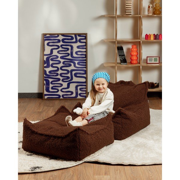 Tamsiai rudos spalvos vaikiškas pufas iš boucle Warm Hazel – Wigiwama-image-4