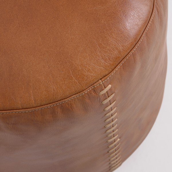 Rudos spalvos odinis pufas Kave Home Cesia-image-1