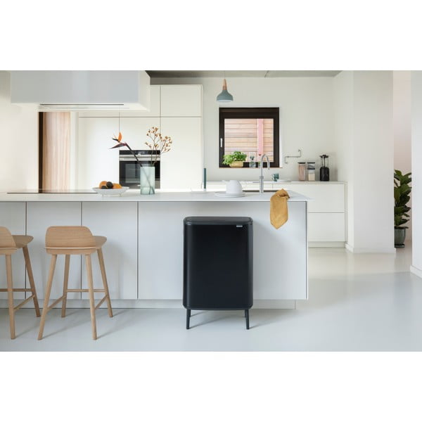 Iš plieno galima atidaryti palietus šiukšliadėžė matinės juodos spalvos 60 l Bo Touch Bin Hi – Brabantia-image-1