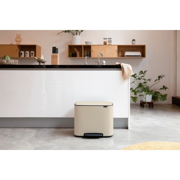 Iš plieno šiukšliadėžė smėlio spalvos su pedalu 36 l Bo – Brabantia-image-1