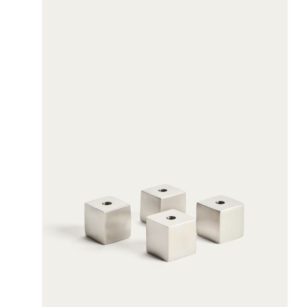 Iš metalo žvakidė Acadia – Kave Home