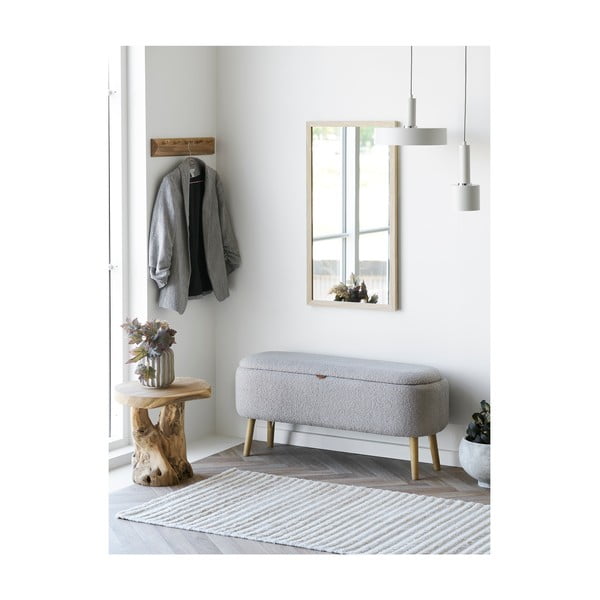 Iš tikmedžio masyvo apvalios formos šoninis stalas ø 40 cm Palena – House Nordic-image-1