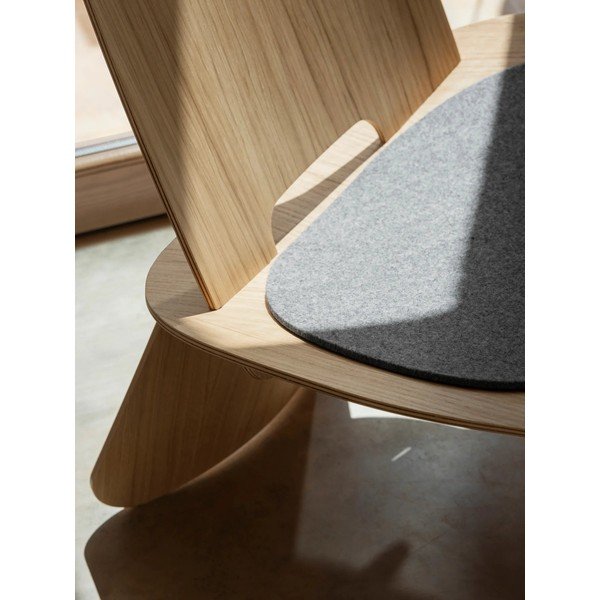 Iš veltinio sėdynės pagalvėlė 39x56 cm Nagomi – Blomus-image-2