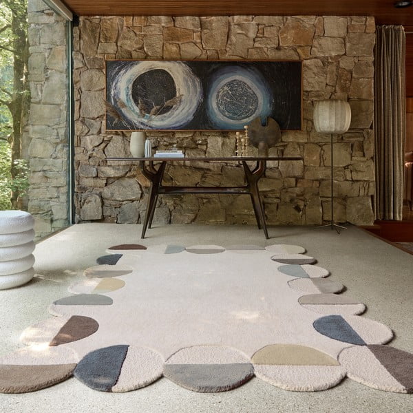 Rankų darbo pilkai smėlinės spalvos iš vilnos kilimas 160x230 cm Mia Scallop Frame – Flair Rugs-image-1