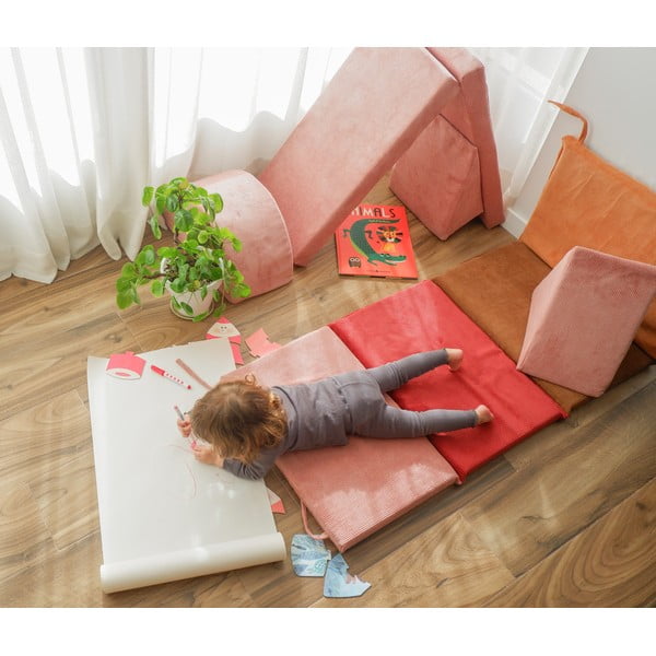 Šviesiai rožinės spalvos iš velveto putų žaidimų rinkinys 75x41x7 cm Bloque Montessori – Little Nice Things-image-4