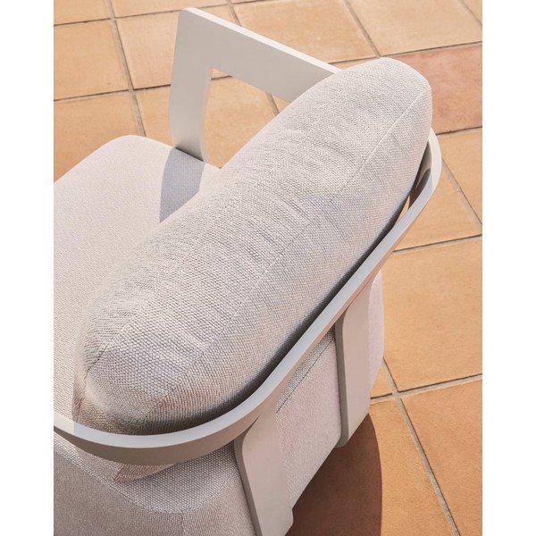 Kreminės spalvos paminkštinto audinio sodo krėslas Tamaris – Kave Home-image-2