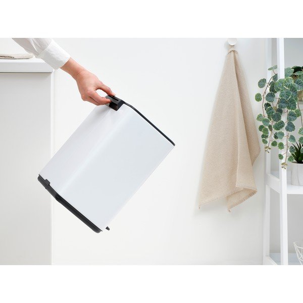Baltos spalvos šiukšliadėžė iš plieno su pedalu 12 l Bo – Brabantia-image-2
