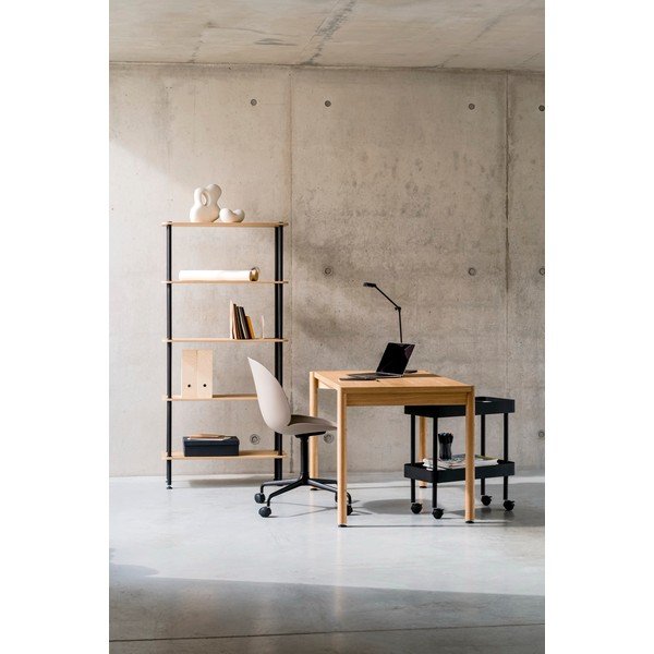 Juodos spalvos pastatoma lentyna iš ąžuolo 80x163x35 cm Teidi – noo.ma-image-1