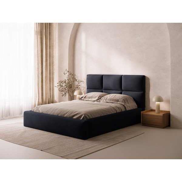 Tamsiai mėlynos spalvos dvigulė lova audiniu dengta su sandėliavimo vieta su lovos grotelėmis 200x200 cm Libera – Windsor & Co Sofas-image-1