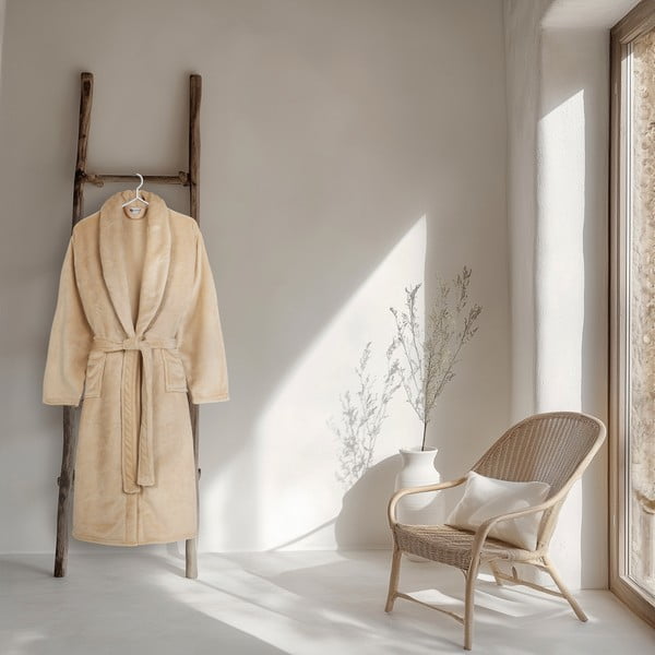 Iš mikropliušo chalatas smėlio spalvos XL/XXL Polyvelvet – Good Morning-image-1