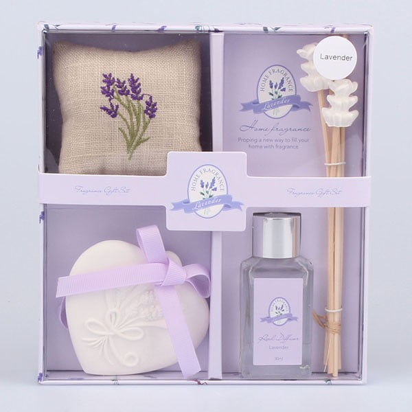 Aromatinio difuzoriaus, kvepiančio molio ir kvapiosios pagalvėlės su levandų aromatu rinkinys Dakls Lavender