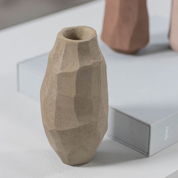 Iš polirezino vaza smėlio spalvos (aukštis 18 cm) Nuki – Mette Ditmer Denmark-image-3