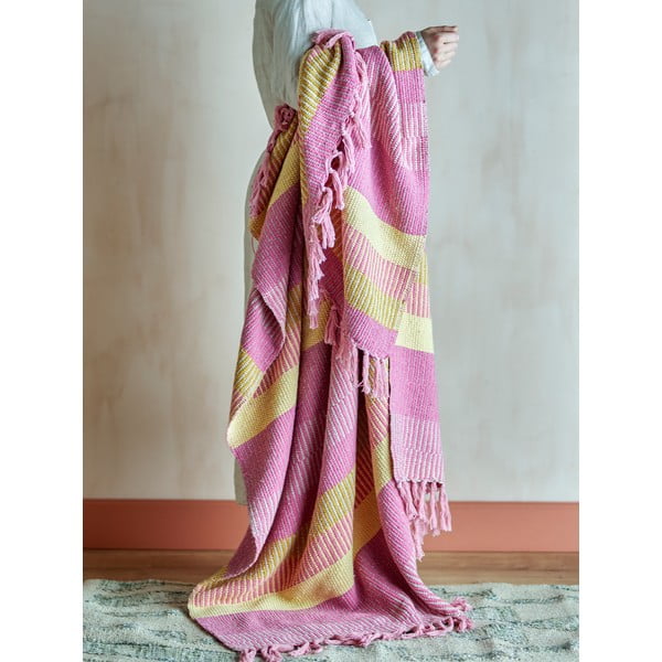 Geltonos spalvos/rožinės spalvos iš perdirbtos medvilnės antklodė ir pledas 130x160 cm Isnel – Bloomingville-image-1