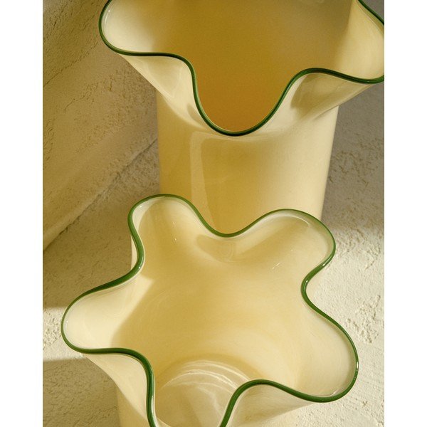 Geltonos spalvos iš stiklo  vaza (aukštis 31 cm) Endasi – Kave Home-image-3