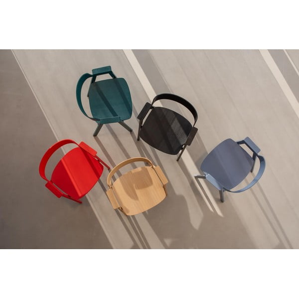 Juodos spalvos iš ąžuolo masyvo valgomojo kėdė su porankiais Flip – Gazzda-image-3