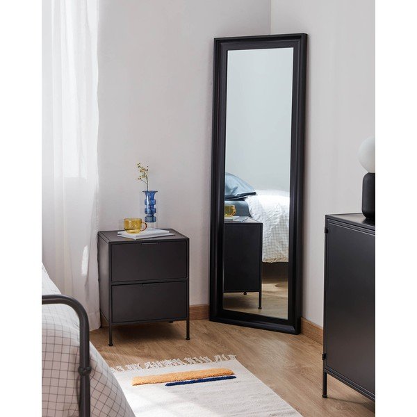 Juodos spalvos iš plieno naktinis staliukas Shantay – Kave Home-image-4