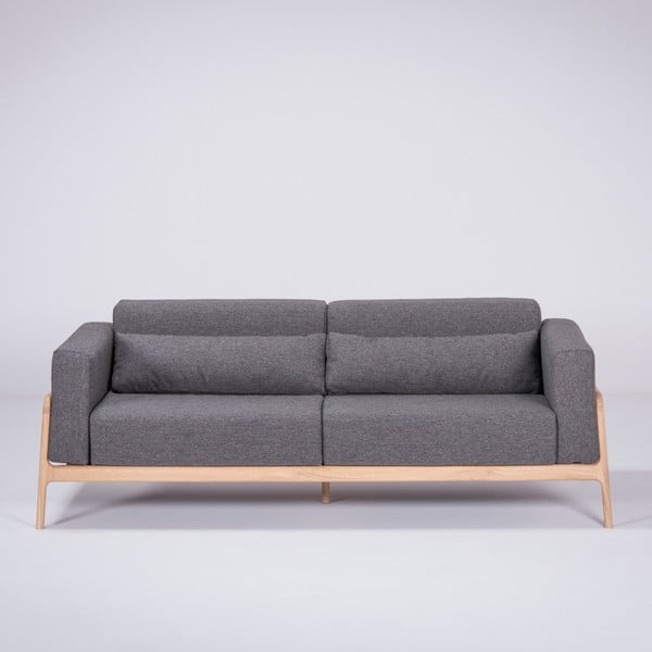 Tamsiai pilka sofa su ąžuolo konstrukcija Gazzda Fawn, 210 cm