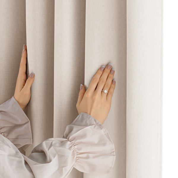 Kreminės spalvos pritemdymas (dalinis užtemimas) užuolaida Calisto – Filumi-image-3