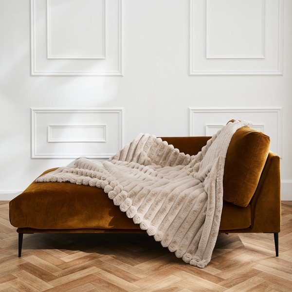 Smėlio spalvos iš mikropliušo antklodė ir pledas 180x220 cm Boudoir – douceur d'intérieur-image-3