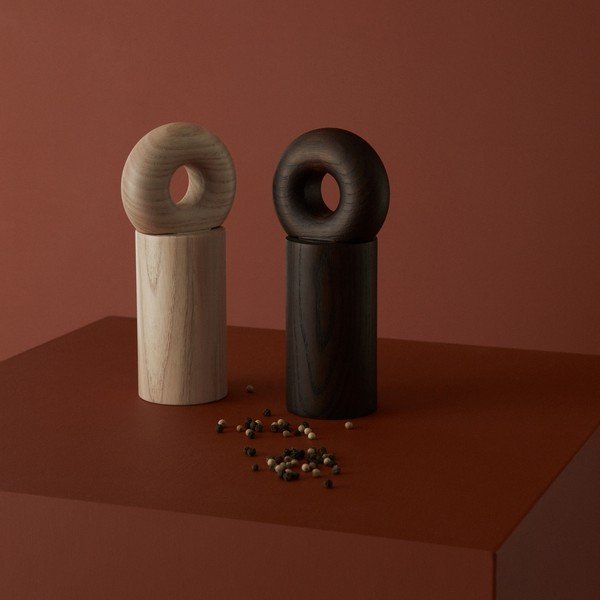 Natūralios spalvos iš medienos druskos ir pipirų malūnėlis Hoop – OYOY Living Design-image-1