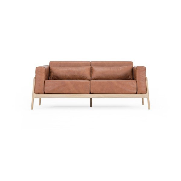 Ruda buivolo odos sofa su ąžuolo masyvo konstrukcija Gazzda Fawn, 180 cm