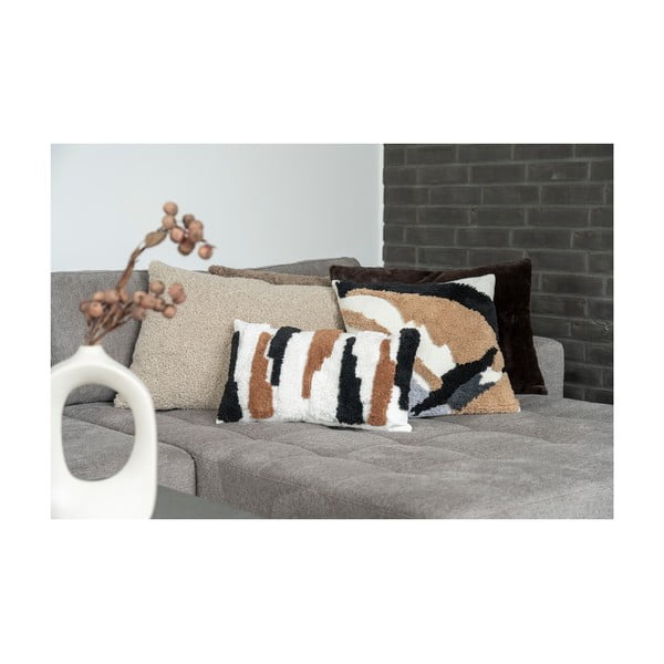 Iš boucle dekoratyvinė pagalvėlė 45x60 cm Tavira – House Nordic-image-1
