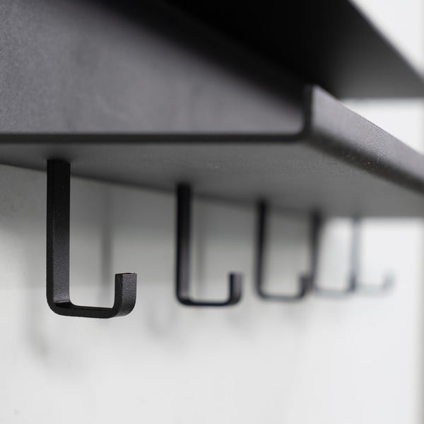 Juodos spalvos iš metalo sieninė lentyna su lentyna 50 cm Easy – Spinder Design-image-3