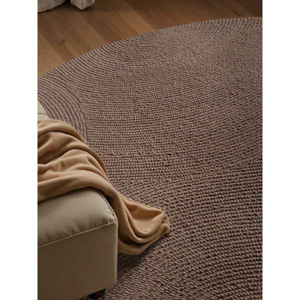 Rankų darbo taupe spalvos iš vilnos apvalios formos kilimas ø 150 cm Eleni Taupe – Hanse Home-image-3