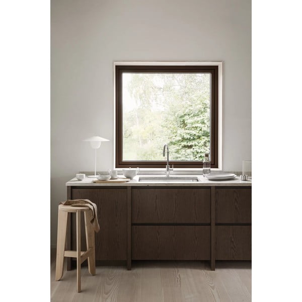 Natūralios spalvos iš ąžuolo masyvo baro taburetė (sėdynės aukštis 75 cm) Eli – Blomus-image-1