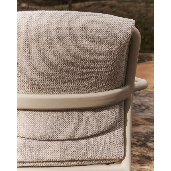 Smėlio spalvos paminkštinto audinio sodo kėdė Linosa – Kave Home-image-3
