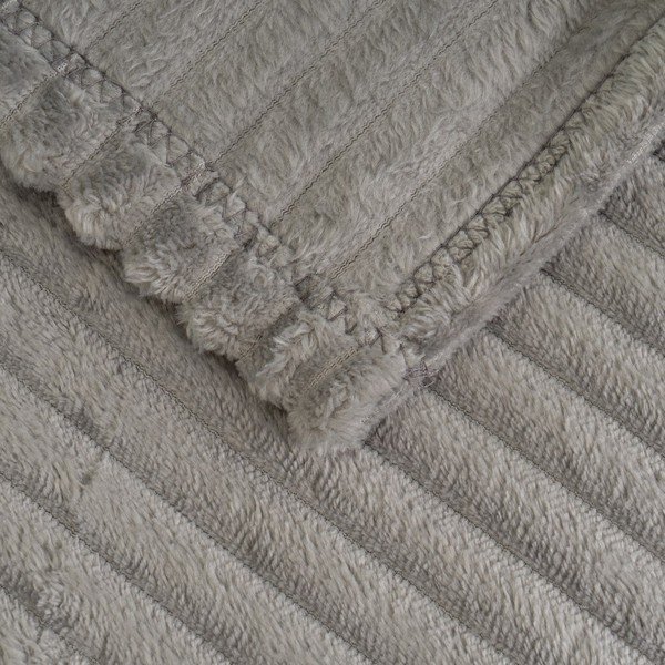 Pilkos spalvos iš mikropliušo antklodė ir pledas 130x160 cm Fur Velvet – Casa Selección-image-1