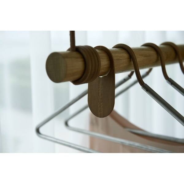 Natūralios spalvos iš ąžuolo masyvo sieninė lentyna 80 cm Swing M – LIND DNA-image-3