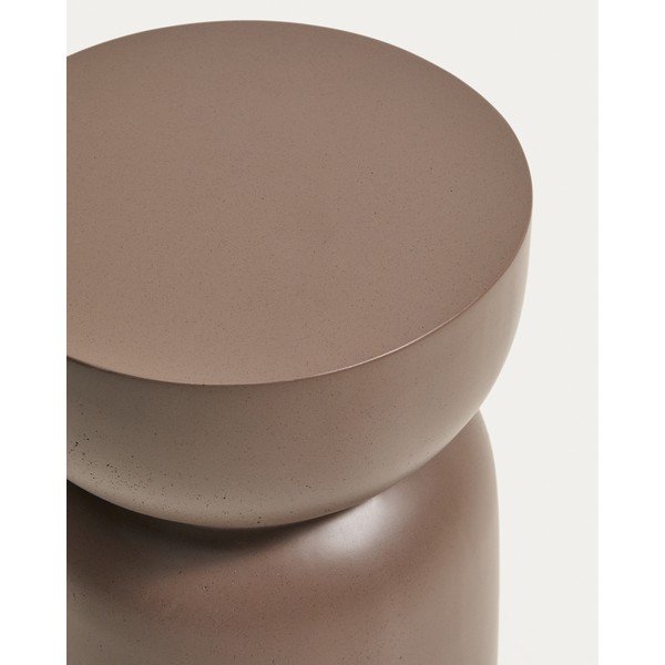 Iš betono apvalios formos sodo šoninis staliukas ø 32 cm Garbet – Kave Home-image-3