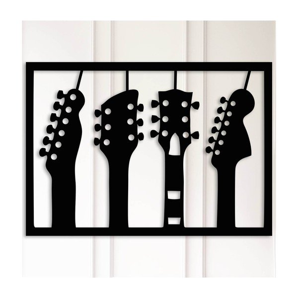 Juoda sienų apdaila Gitaros