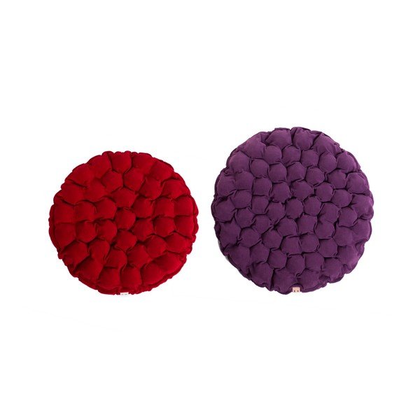 Tamsiai raudona sėdimoji pagalvėlė su masažiniais kamuoliukais Linda Vrňáková Bloom, Ø 65 cm-image-2