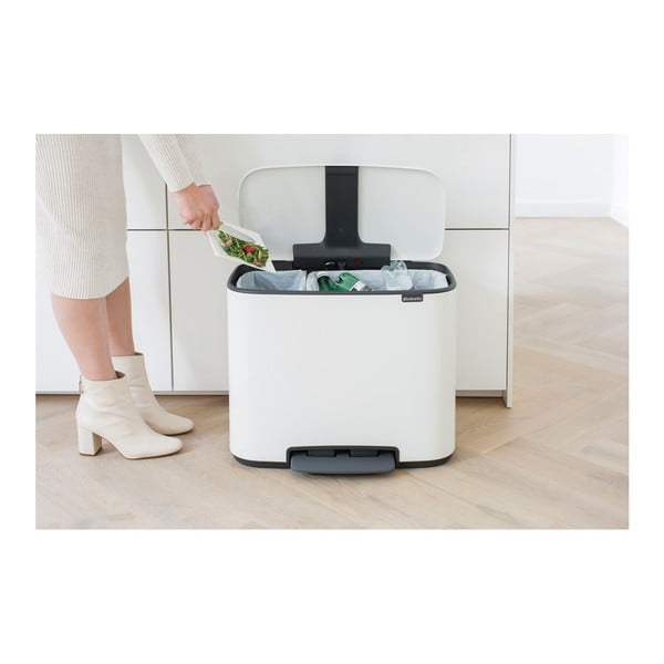 Iš plieno šiukšliadėžė baltos spalvos rūšiavimui/su pedalu 34 l Bo – Brabantia-image-4