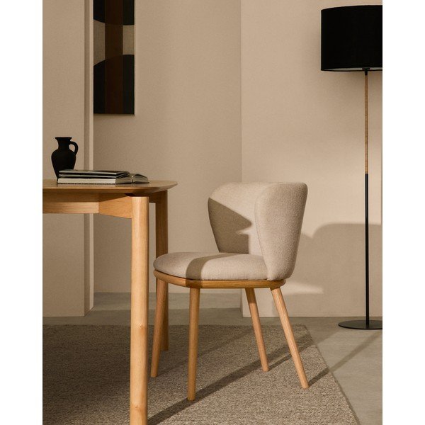 Smėlio spalvos iš audinio valgomojo kėdė Ciselia – Kave Home-image-1