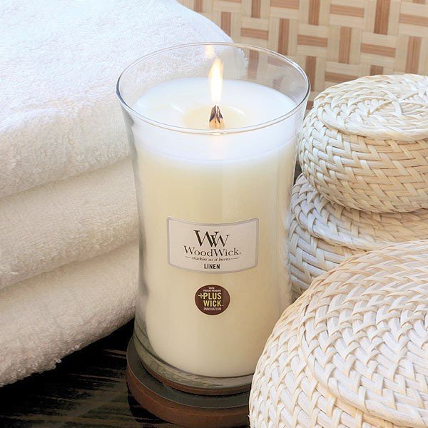 Gaivaus kvapo žvakė WoodWick Clean Laundry, degimo trukmė 110 valandų-image-1