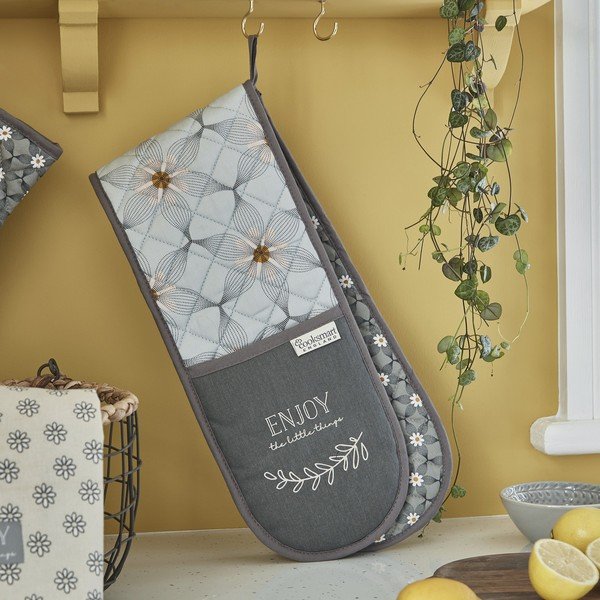 Rankšluostėlių, puodo laikiklio ir arbatinuko dangčio rinkinys 5 vnt. Purity – Cooksmart ®-image-2