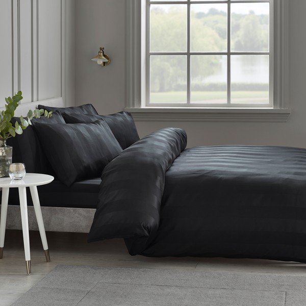 Juodos spalvos iš satino viengulė patalynė 135x200 cm So Soft Satin Stripe – Catherine Lansfield-image-1