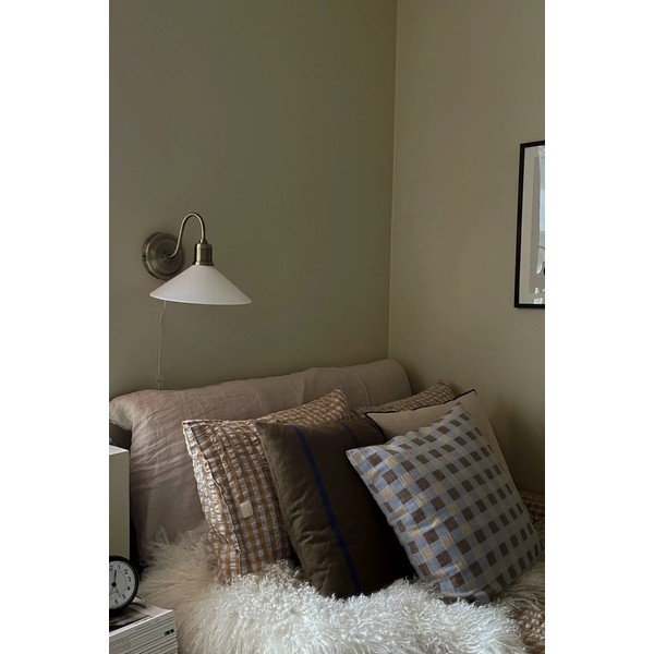 Baltos spalvos/žalvario spalvos sieninė lempa Vela – Markslöjd-image-1