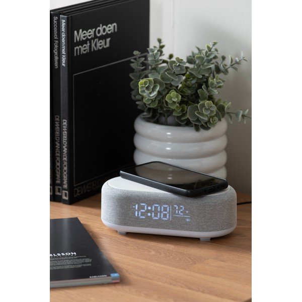 Su belaidžiu pakrovėju skaitmeninis žadintuvas Vogue – Karlsson-image-1