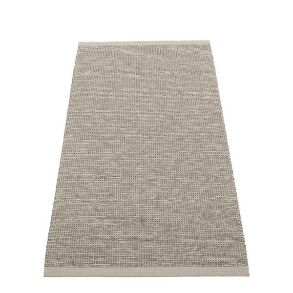 Pilkos spalvos lauko kilimas 70x150 cm Sam Warm Grey – Pappelina